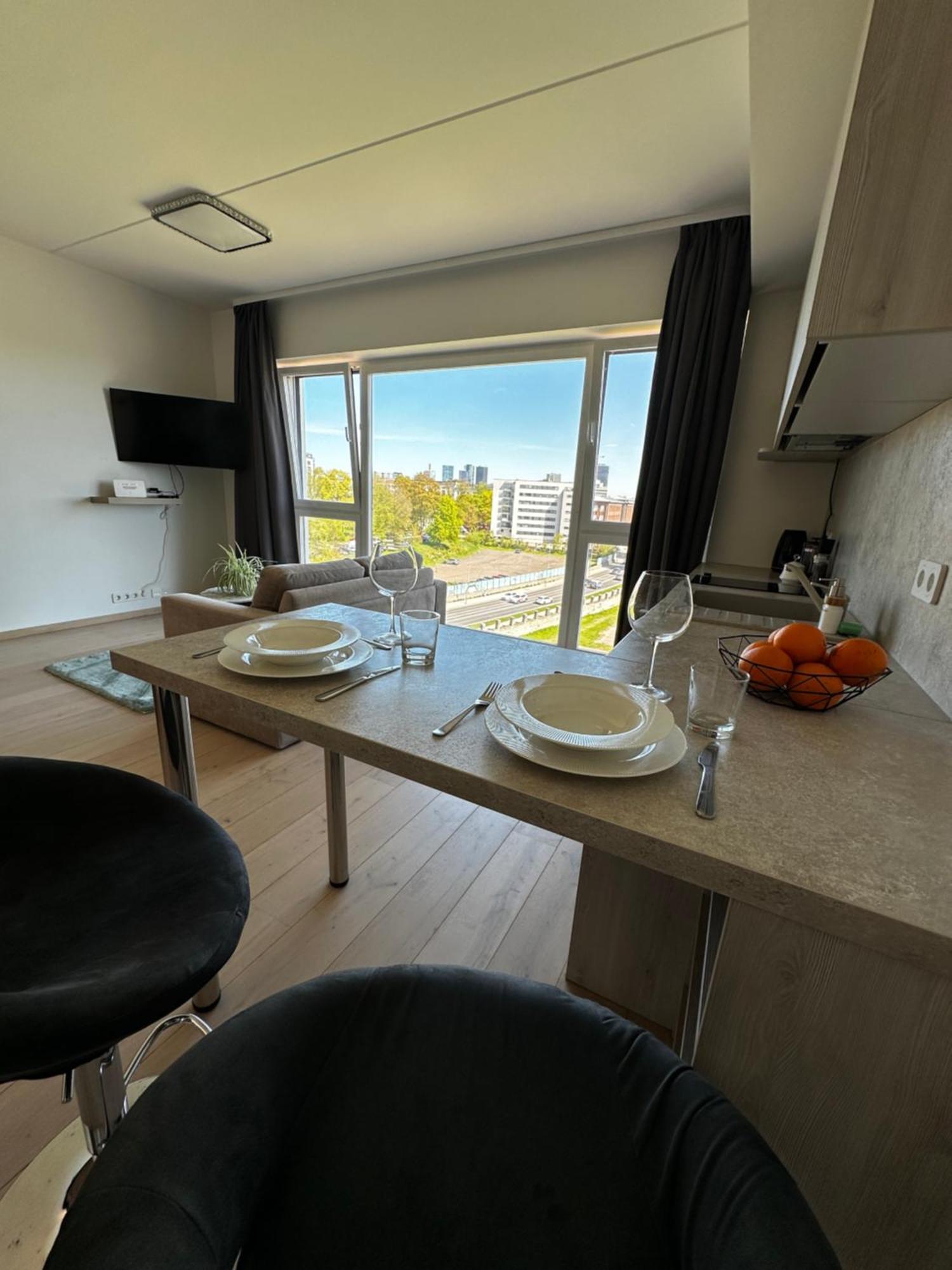 Modern Apartment With Great View ทาลลินน์ ภายนอก รูปภาพ